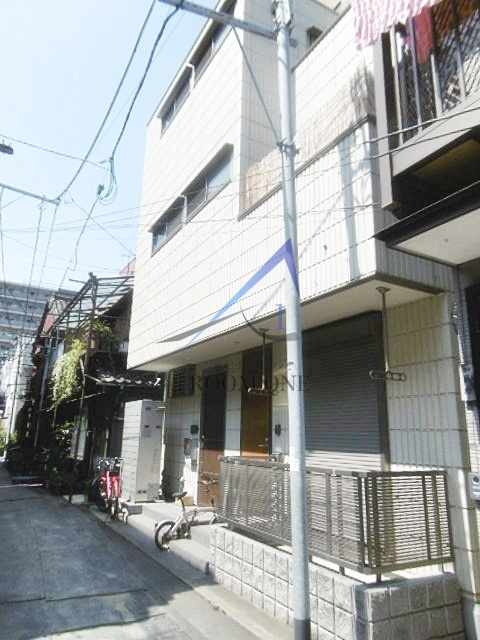 フラットWEST 