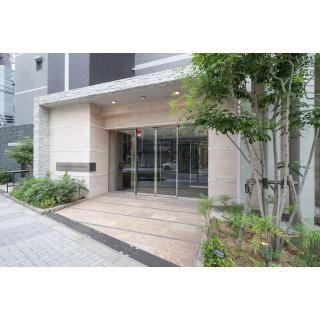TLRレジデンス本町WESTのエントランス