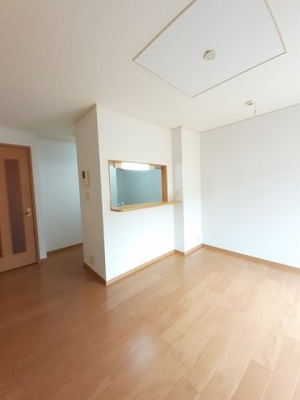 【居間・リビング】 | エフルゲンスＡ | 居間です