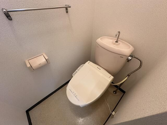 【トイレ】 | フジハイツＢ | 落ち着いた色調のトイレです
