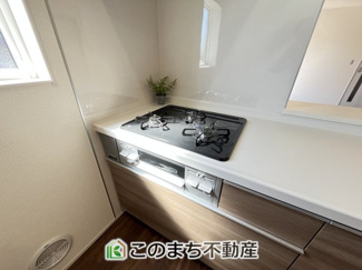 【キッチン】 | LievleGarden.S古河上辺見第11 | 同社施工物件写真。※建具やフローリング、その他仕様が異なる場合がございます。