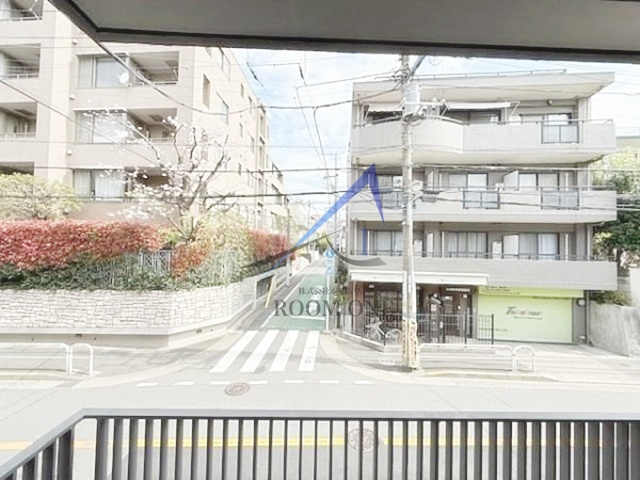 ＣＯＭＰＯＳＩＴＥ　大井町　ＨＩＬＬＴＯＰのバルコニー|眺望です。
