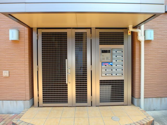 アーク元住吉のエントランス