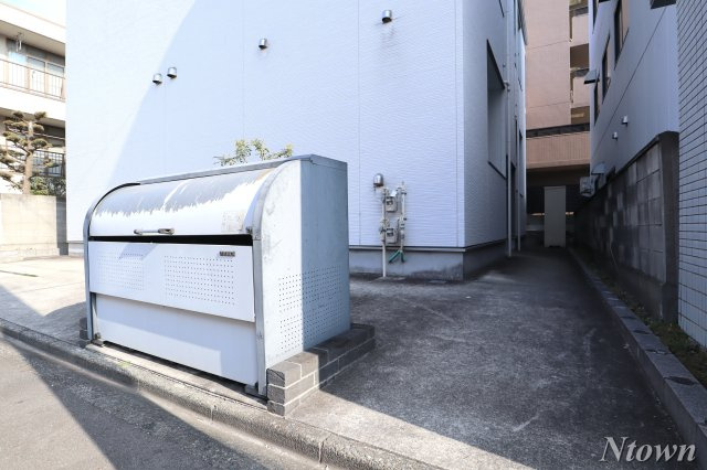 【エントランス】 | ティーダⅡ | 落ち着いたエントランスです