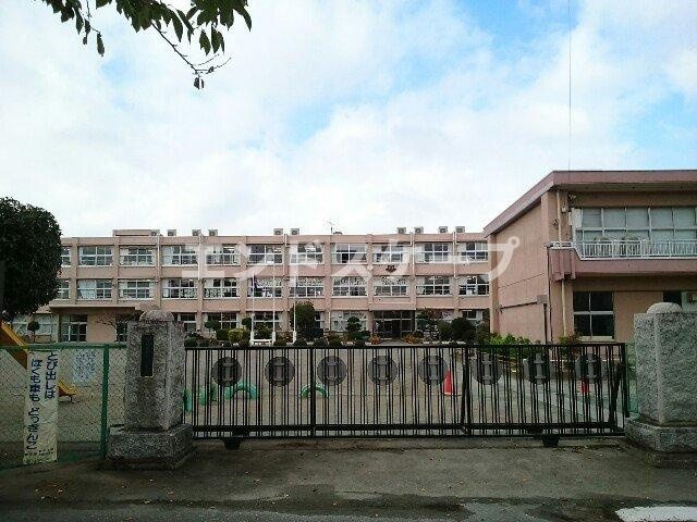 グランクラスＤの周辺|藤岡市立第二小学校まで400m
高崎、前橋のお部屋探しはエンドスケープまで！お客様の理想お聞かせ下さい♪