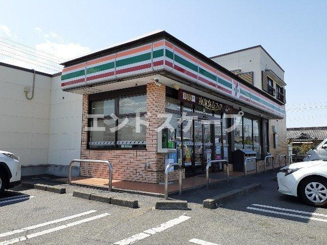グランクラスＤの周辺|セブンイレブン宮本町店まで600m
高崎、前橋のお部屋探しはエンドスケープまで！お客様の理想お聞かせ下さい♪