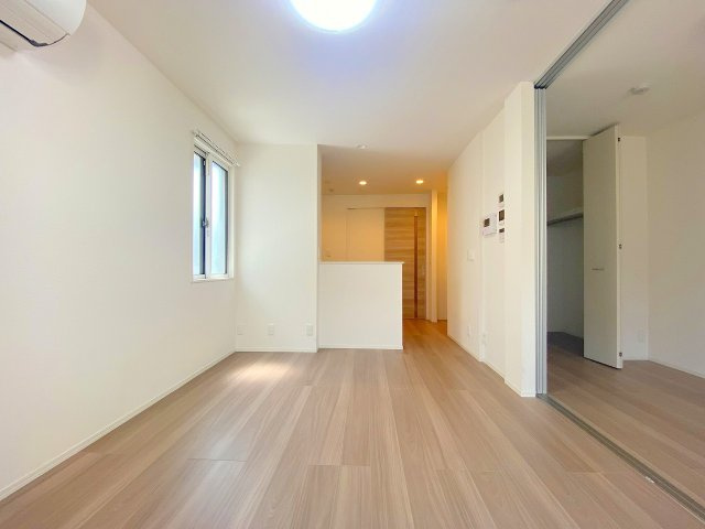 【居間・リビング】 | ティアレ | リビングは10.6帖と広々しております