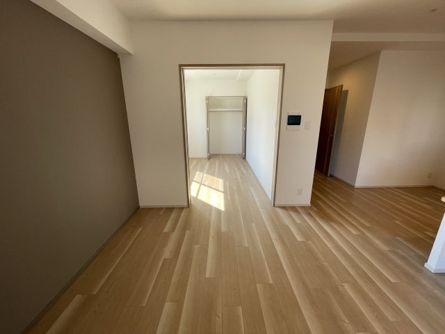 スプランディッド中之島WESTの居間・リビング|イメージとして同マンション他部屋を表示しています