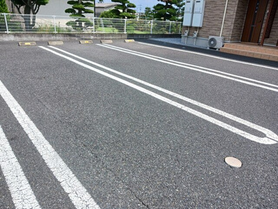 【駐車場】 | レジェンド・ヒル　Ｈ