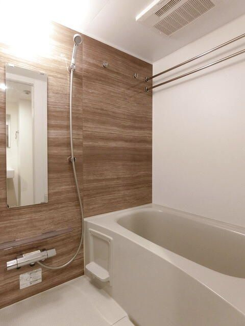 ＢＲＩＣＫ　ＲＥＳＩＤＥＮＣＥ　目黒本町の浴室