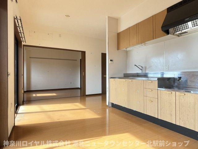 【居間・リビング】