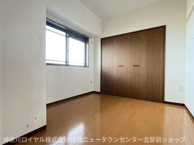 【寝室】