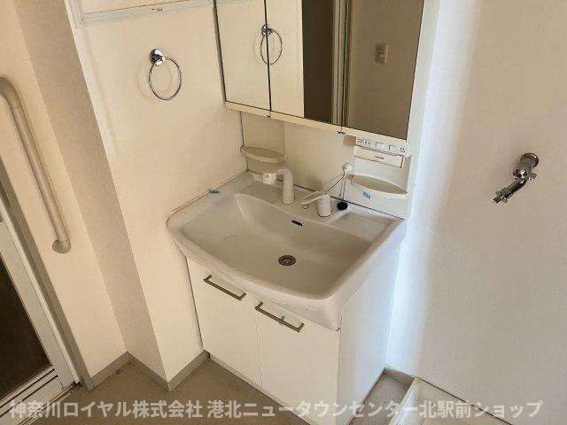 【独立洗面台】