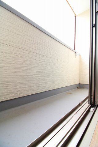 Dio赤間のバルコニー|退去前の為、別部屋になります。