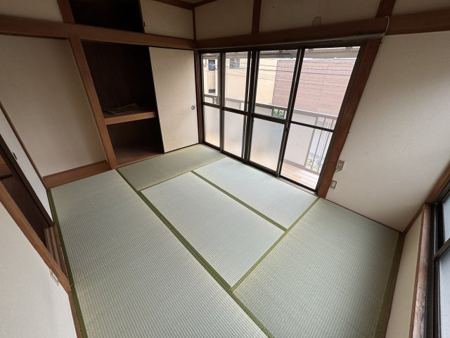 ハイツパークサイドの和室
