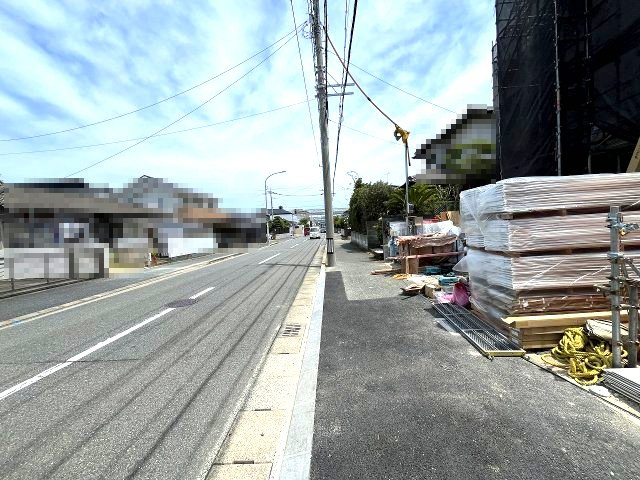 【その他】 | 福岡市西区石丸3丁目3期　2号棟（全2棟）【仲介手数料無料・0円】 | 現地写真。前面道路です。