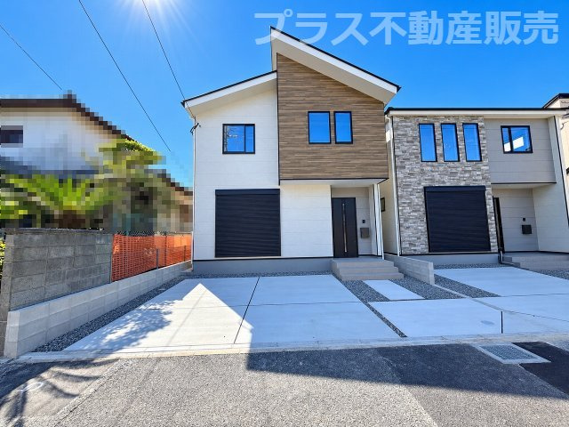 【外観】 | 福岡市西区石丸3丁目3期　2号棟（全2棟）【仲介手数料無料・0円】 | 現地写真。同じ物件を見るなら、プラス不動産販売にお任せ下さい。