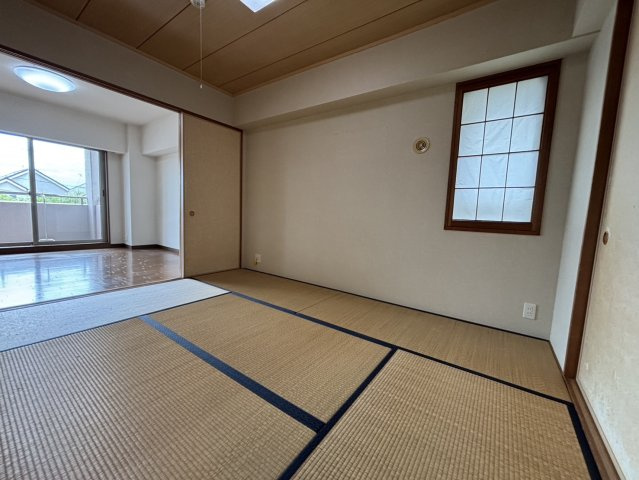 メゾン御影西平野の和室