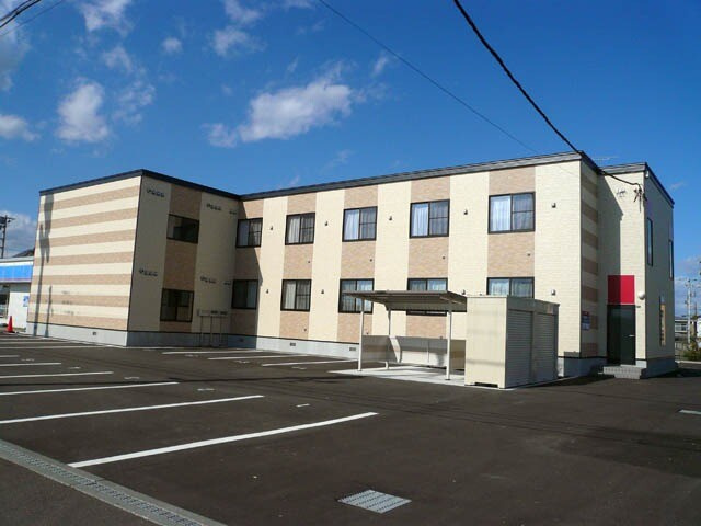 レオパレスＷｅｓｔ　Ｗｉｎｇ
