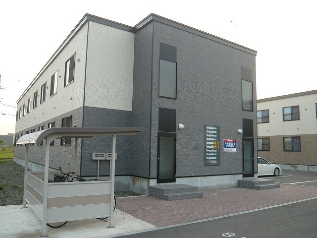 レオパレスルナコート