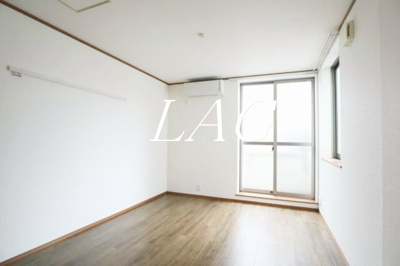 【居間・リビング】 | リバティ・ハイム | 洋室のお部屋です。