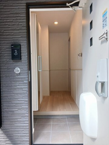 グローティール　Ｂの玄関