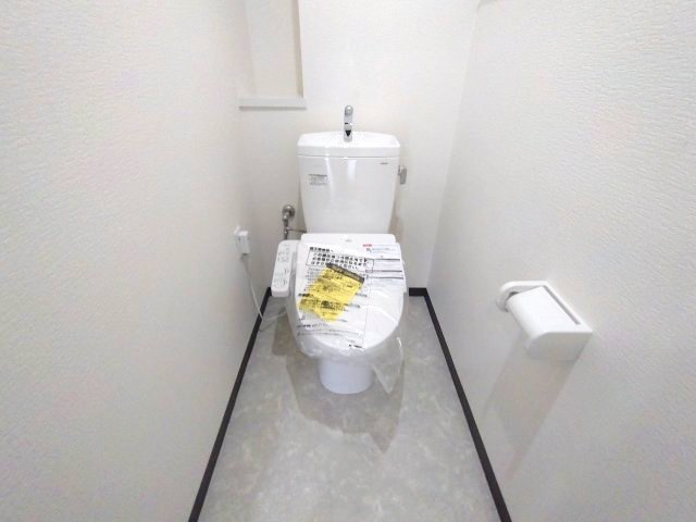 シンフォニアみなみが丘イーストコートA棟のトイレ|トイレも新品で清潔感があります！