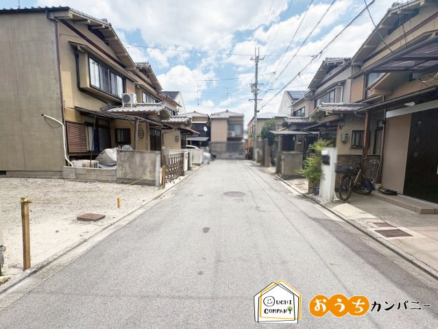 西院金槌町　3階建てプランA　建築条件付土地の土地図|【前道の様子です！】
周辺の雰囲気や駅までの距離など、ネットだけでは分からない情報をお伝えいたします♪
現地（2026年7月）撮影