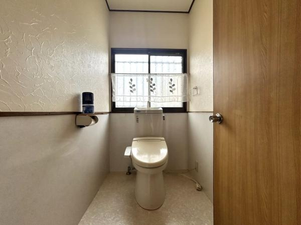 中村2丁目　中古戸建のトイレ