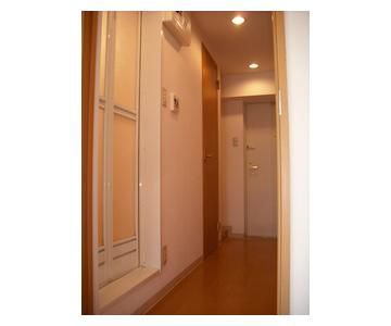 町田市原町田４丁目の賃貸マンションの玄関