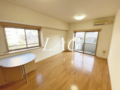 【居間・リビング】 | パークサイド東大島 | 洋室のお部屋です。