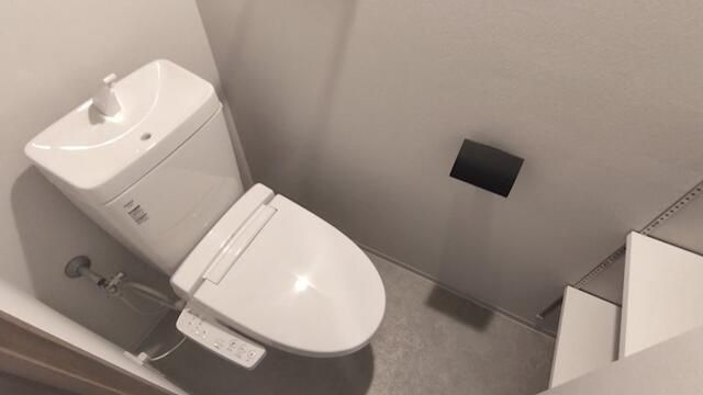 クレヴィアリグゼ西巣鴨のトイレ