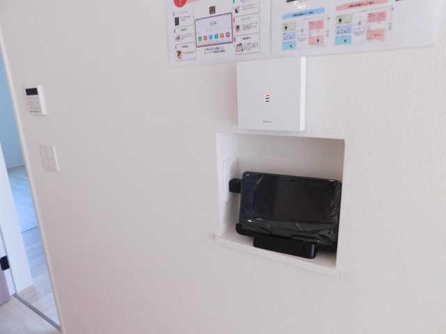 津島市神尾町字東之割の新築一戸建のその他|◇ホームタブレット◇　インターホン・内線通話・防犯カメラ・家電操作・エネルギーモニタリング・情報案内など、便利な機能がお使いになれます。　