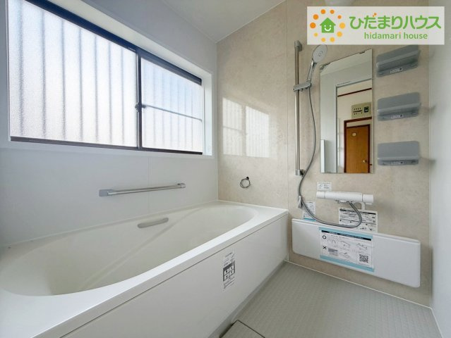 日立市末広町3丁目　中古戸建の浴室|浴室には手すりが付いているので、ご年配の方にも安心です☆彡