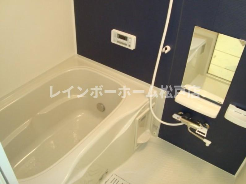 トスカーナの浴室|落ち着いた空間のお風呂です