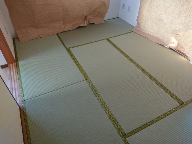 トレランス片柳の和室