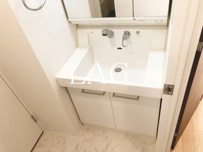 【洗面所】 | ＬＡ．スイート上野 | 洗面台です。