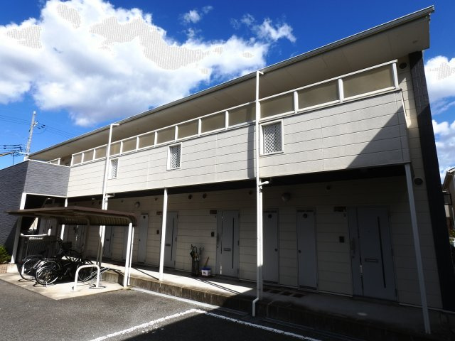 神戸市西区玉津町出合のハイツの外観
