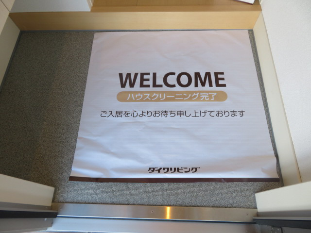 レ　ジュネの玄関