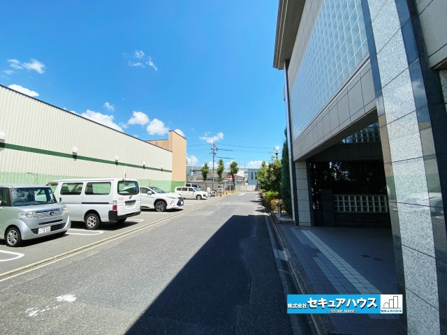 【中古マンション】バンベール・ラフィネ道徳のその他|【前面道路】
事前予約にて現地ご見学いただけます！お気軽にお問い合わせください♪
■株式会社　セキュアハウス■
　　　　　　　　　　　　　　　　　　　　　　　　　　　　　　　　　　　　　　　　　　　　