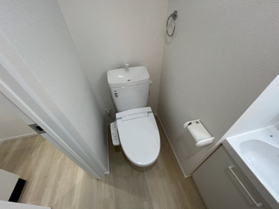 【トイレ】 | BASE三ツ沢下町 | シンプルで使いやすいトイレです