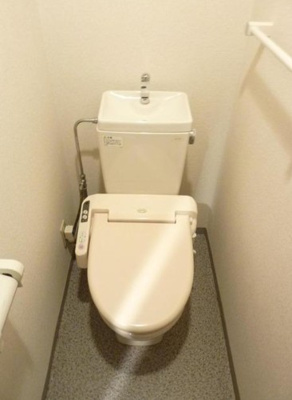 【トイレ】 | ドミール北赤羽 | シンプルで使いやすいトイレです