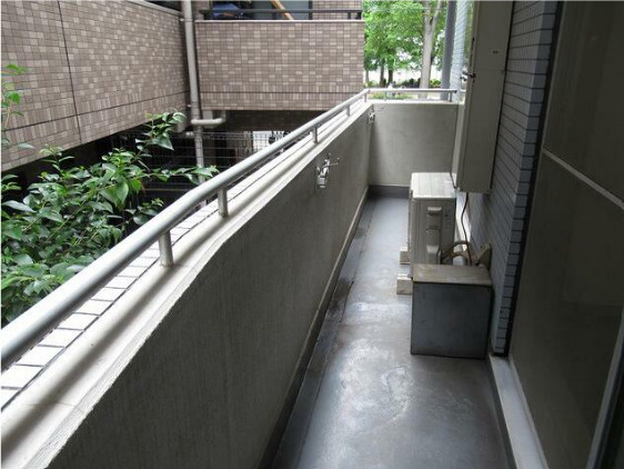 杉並区高円寺南４丁目の賃貸マンションのバルコニー