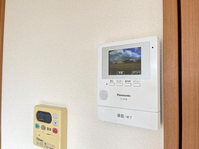 LION　Hikariの内装|カメラ付インターホン
