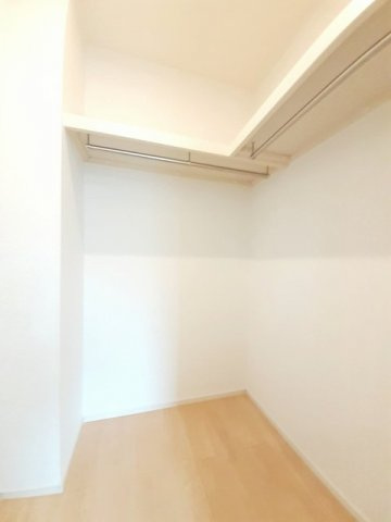 グランディール枝堀Ａの収納