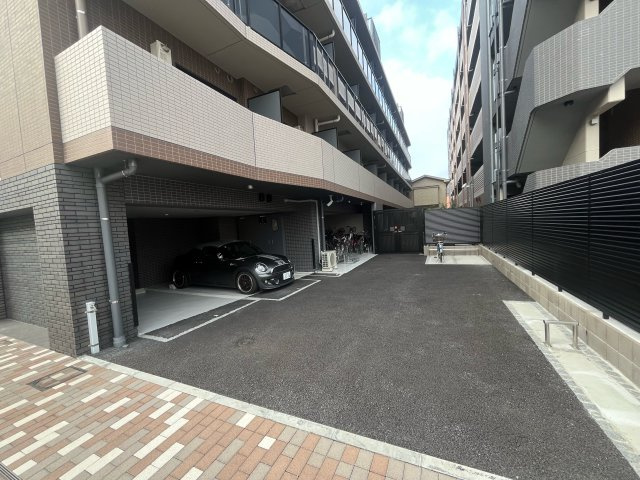 アーバンパーク東六郷Ⅱの駐車場