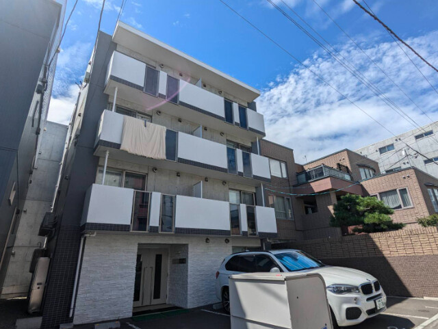 クレステージ西岡