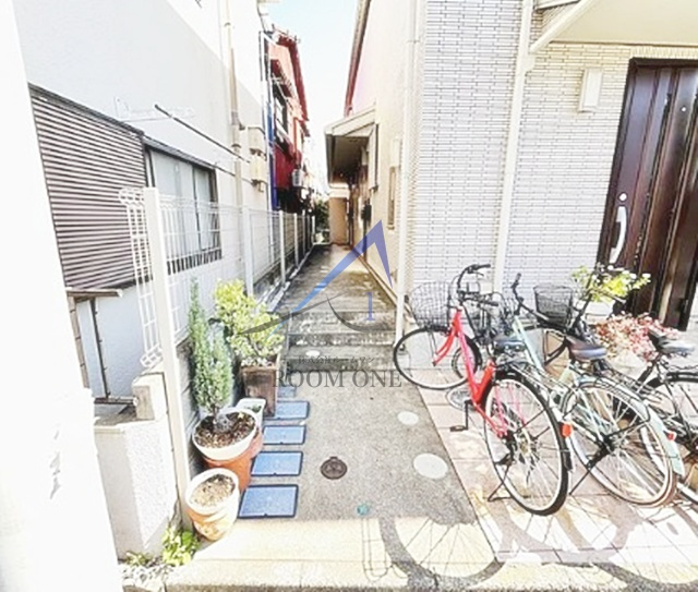 エスペラントのエントランス|エントランスです。