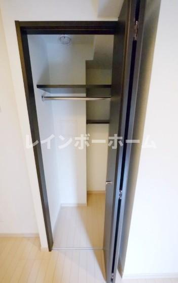 グラントゥルース氷川台の収納