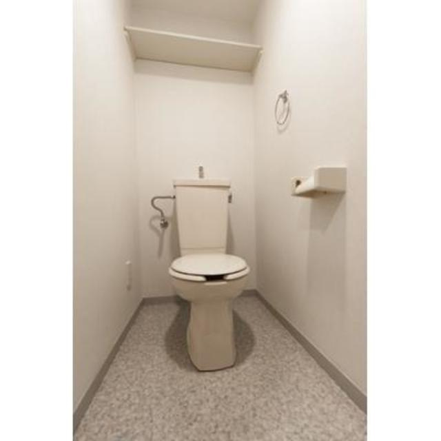コーボック国領のトイレ|※写真は同タイプ住戸です。